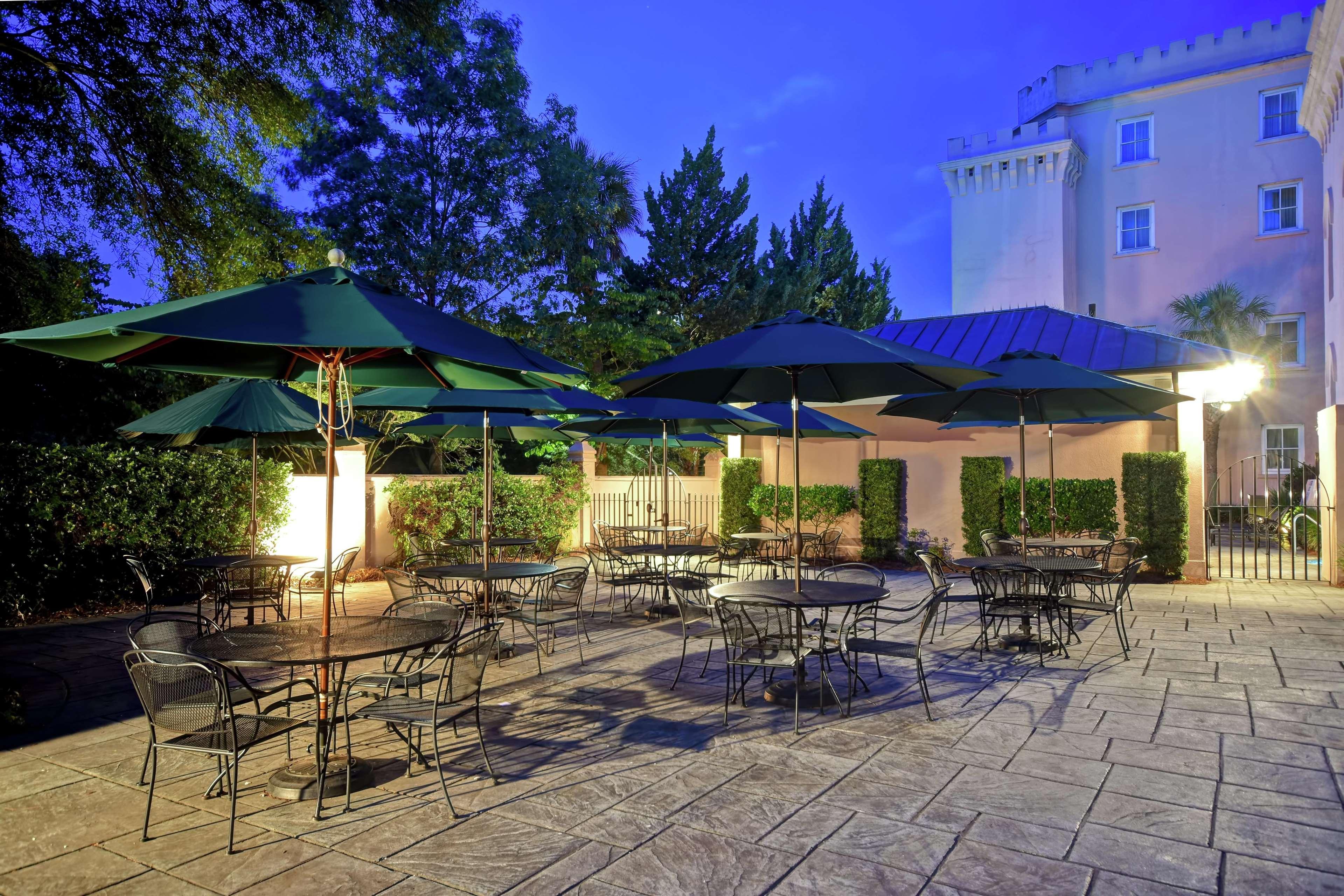 Embassy Suites Charleston - Historic District Esterno foto