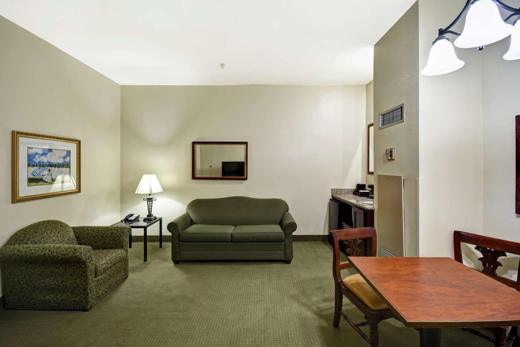 Embassy Suites Charleston - Historic District Esterno foto